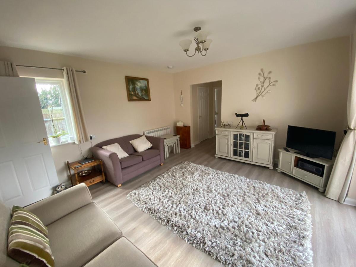 Entire Guest House, In Pewsey Vale, Wiltshire Manningford Abbots Exterior foto
